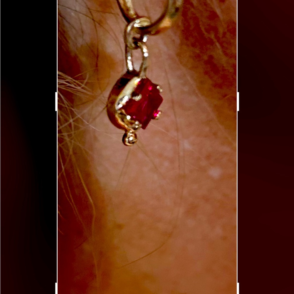 Elite sterling silver and pink lab created stone new only one available